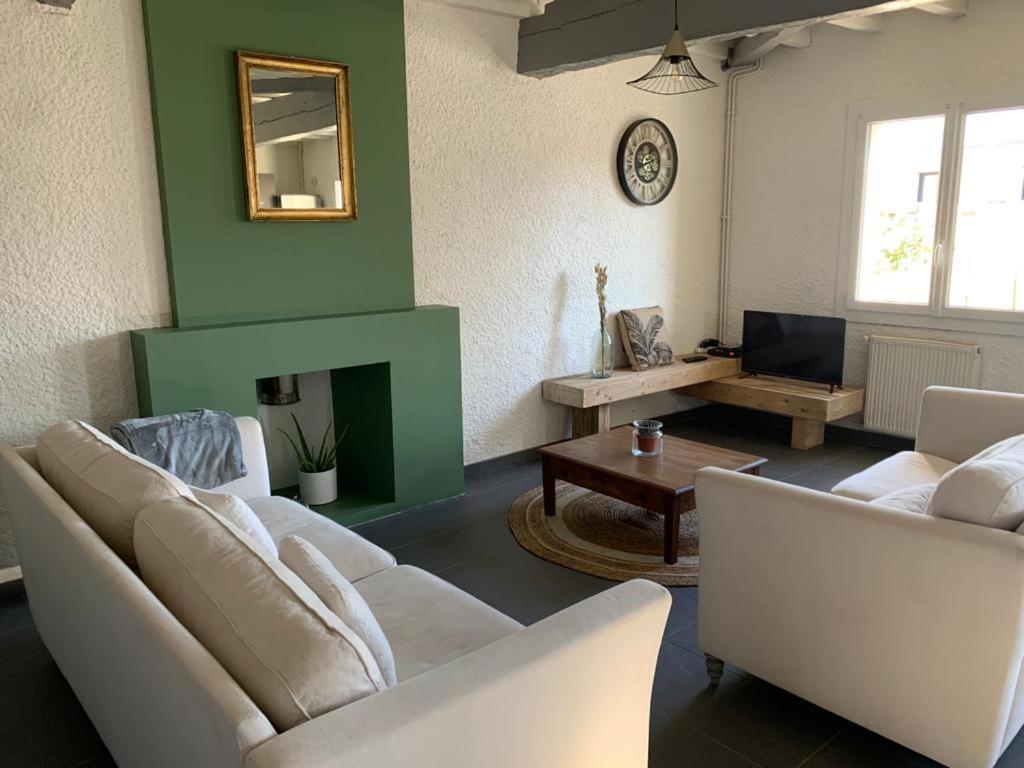 Maison De Campagne Chez Tatiana Ade ภายนอก รูปภาพ